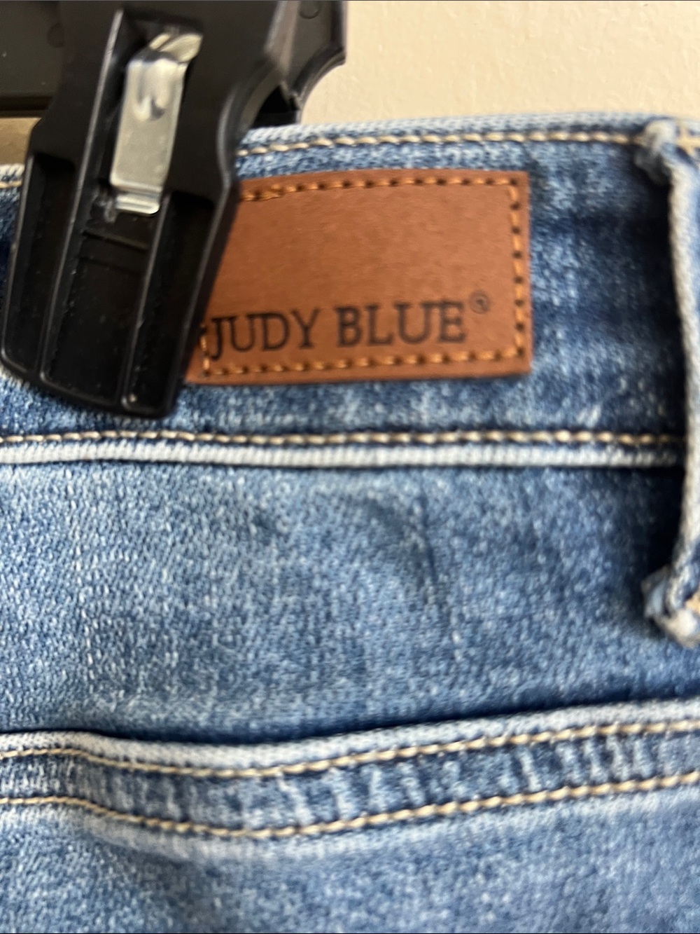 Judy Blue high raise Distressed Denim Bermuda Shorts/ jorts Sz 2XL summer vacay - Picture 4 of 6
